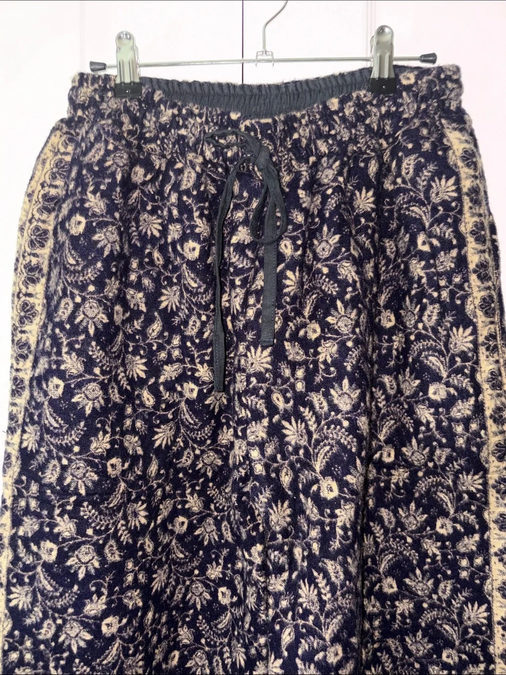 RHEA PAISLEY NAVY JOGGERS  ONE SIZE